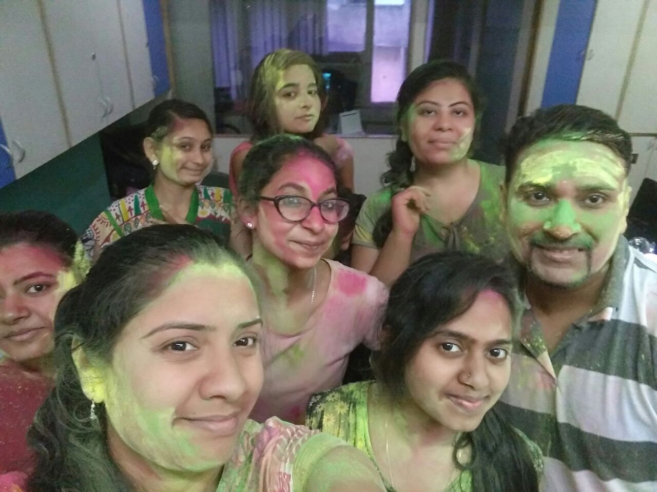 Office Holi